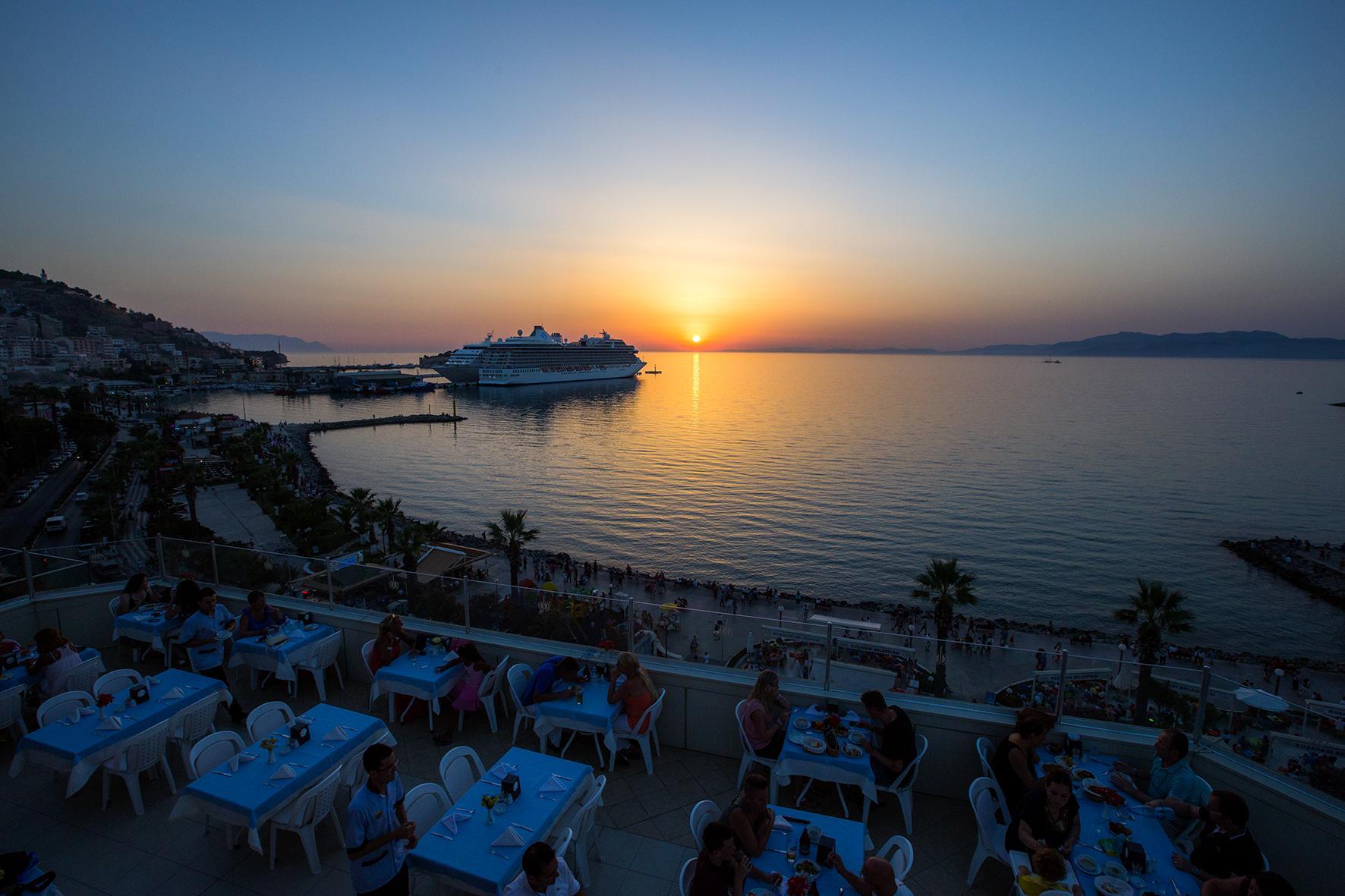 Derici Hotel Kusadasi Exterior photo